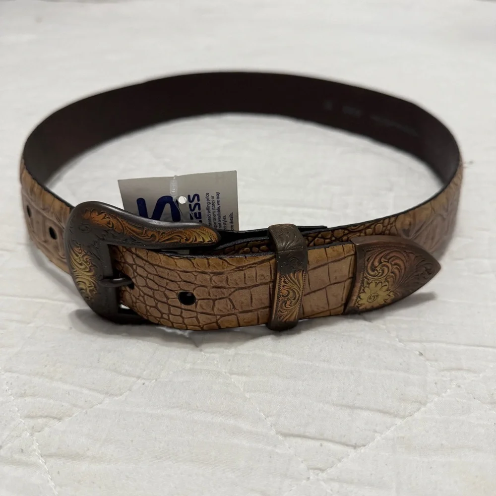 Vintage Bison Genuine Leather Western Belt Men's 30 Crocodile Skin NEW 6043
